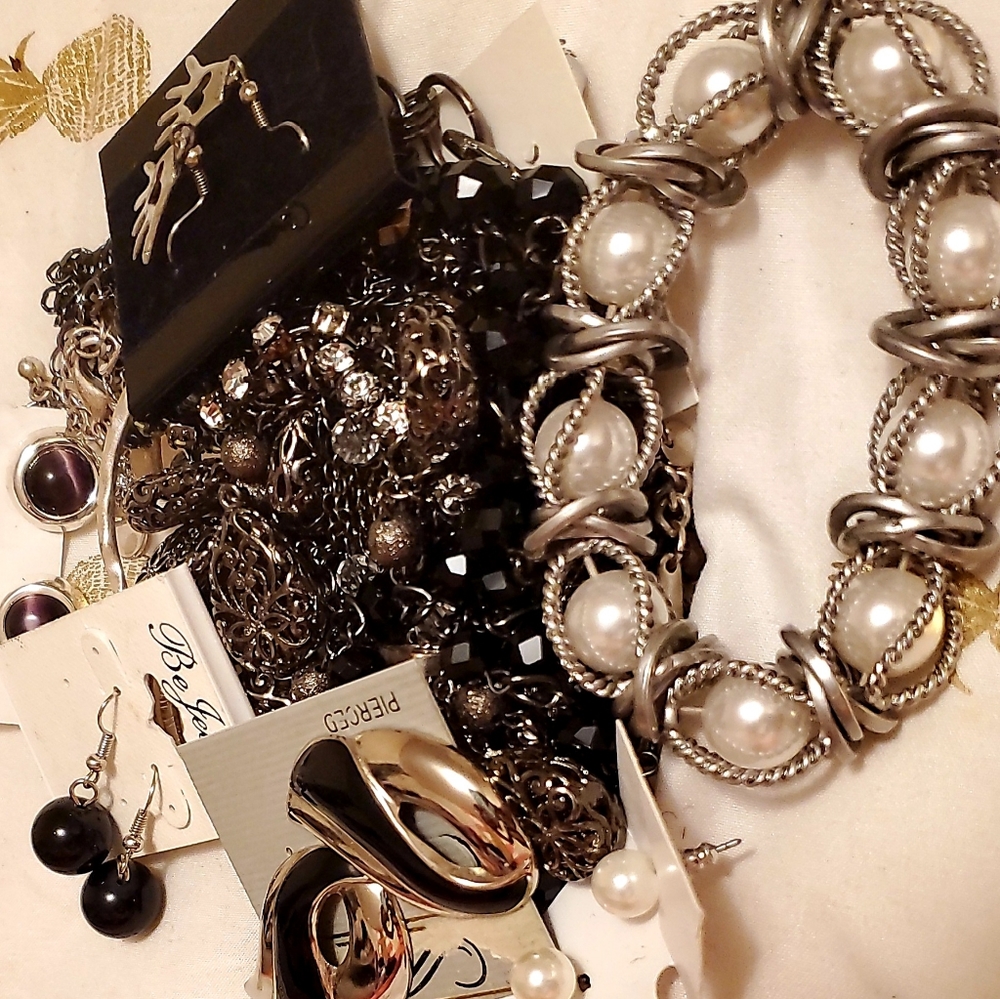 Quick silver and black bundle